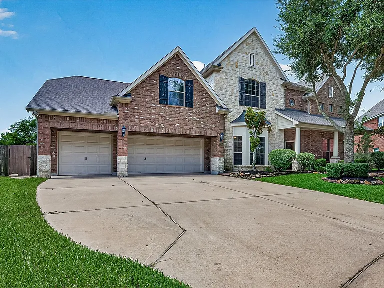 3719 Finch Springs Ln — Photo 3