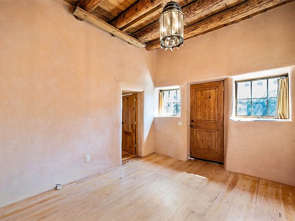 3rd image of 738 1/2 Agua Fria St