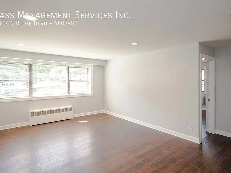 6801-09 N Ridge Blvd — Photo 48