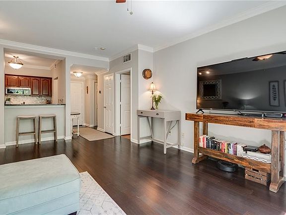 5th image of 2309 River Green Dr NW