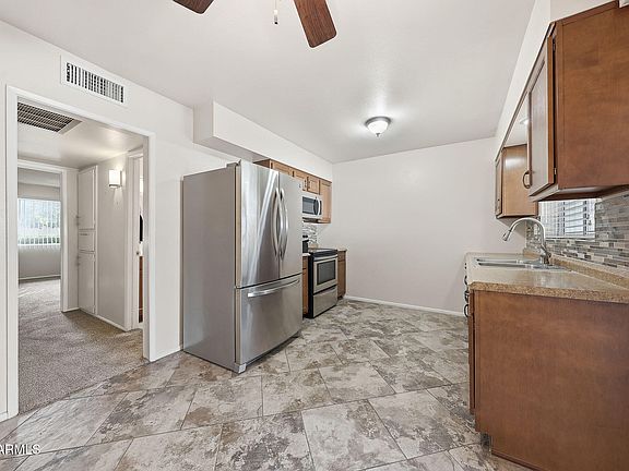 4th image of 10622 W COGGINS Drive