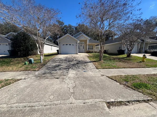 1409 Crescent Hills Dr, Tallahassee, FL 32303