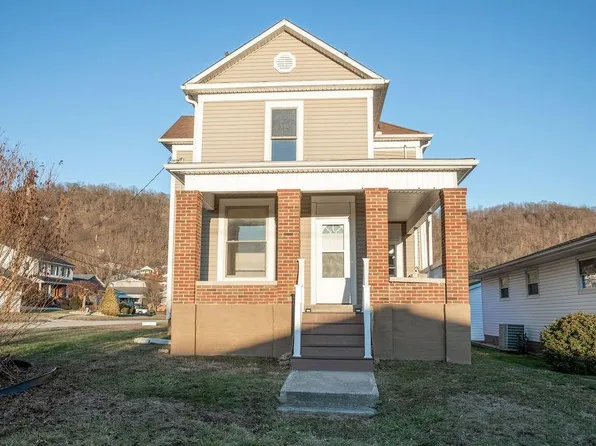 300 Pine Avenue, Moundsville, WV 26041