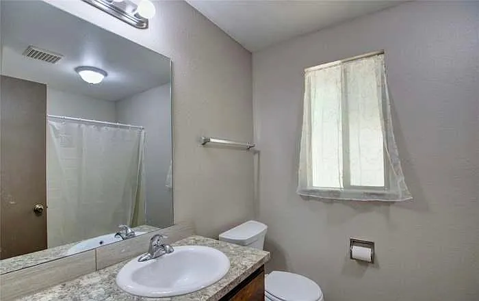 11080 N Skagit St #A — Photo 12