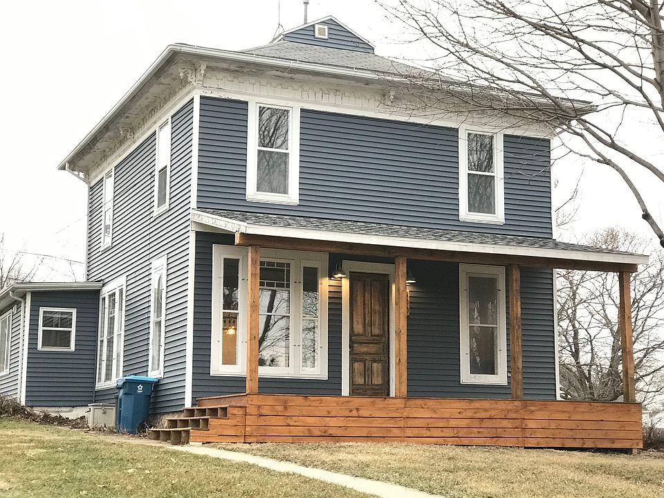1st image of 300 Chatham St