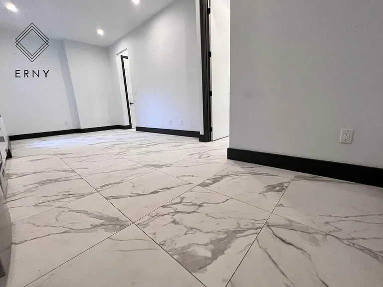 1024 New York Ave #5R — Photo 5
