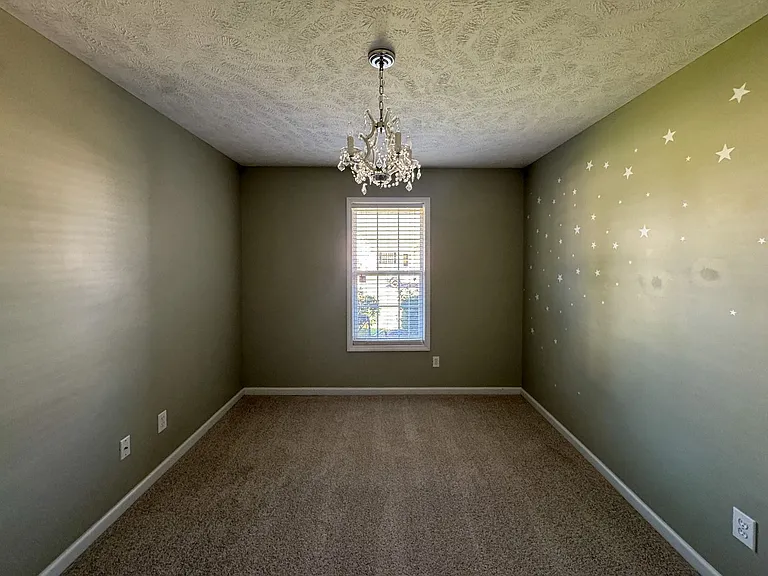 1945 Yellowbrick Rd — Photo 22
