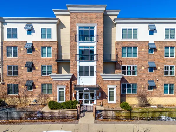 1800 Clinton Ave APT 201, Minneapolis, MN 55404