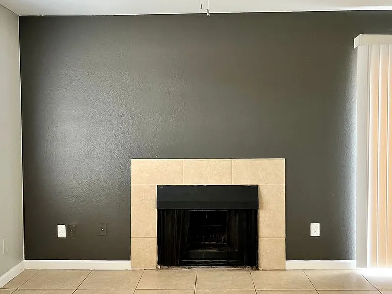 3352 W Harmont Dr #1 — Photo 6