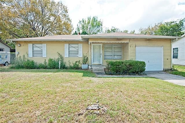 1st image of 12012 Hayes Ln
