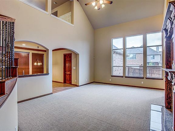 4th image of 5770 Danville Ln