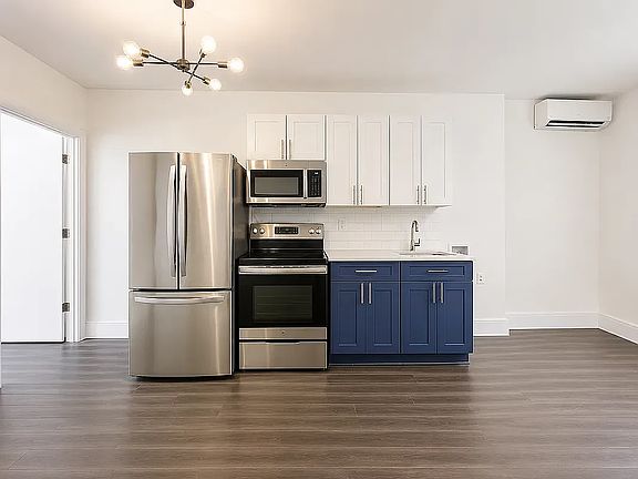 2nd image of 418 Rogers Ave #8