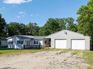 26887 Arrowhead Dr, Edwards, MO 65326