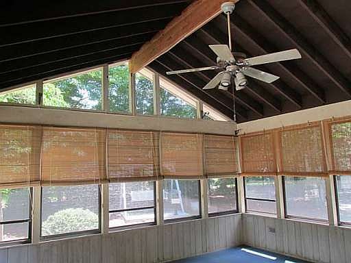 3rd image of 3505 Creek Ct