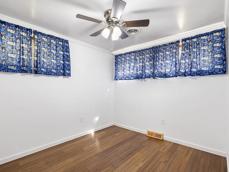 1103 Somerset Dr — Photo 15