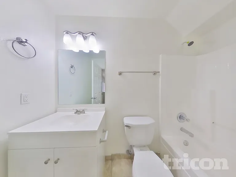 2283 E Palm Beach Dr — Photo 14