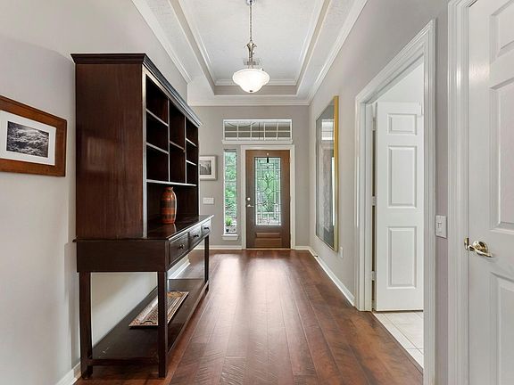 5th image of 74 Shannon Green Ct