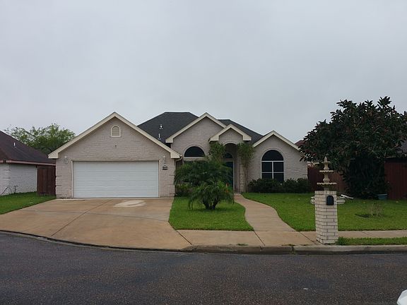 2nd image of 925 Lion Dr
