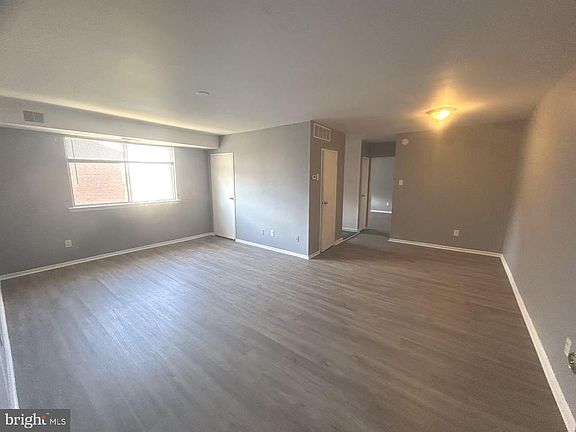 2nd image of 9921 Bustleton Ave APT Y10
