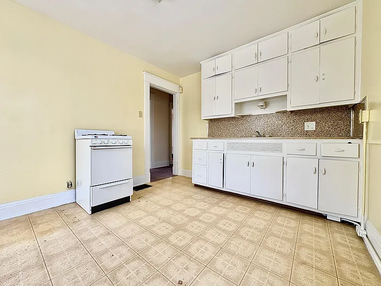1425 Miami St #B — Photo 5