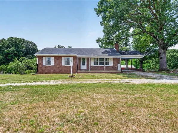 3290 Sullivan Rd, Boydton, VA 23917