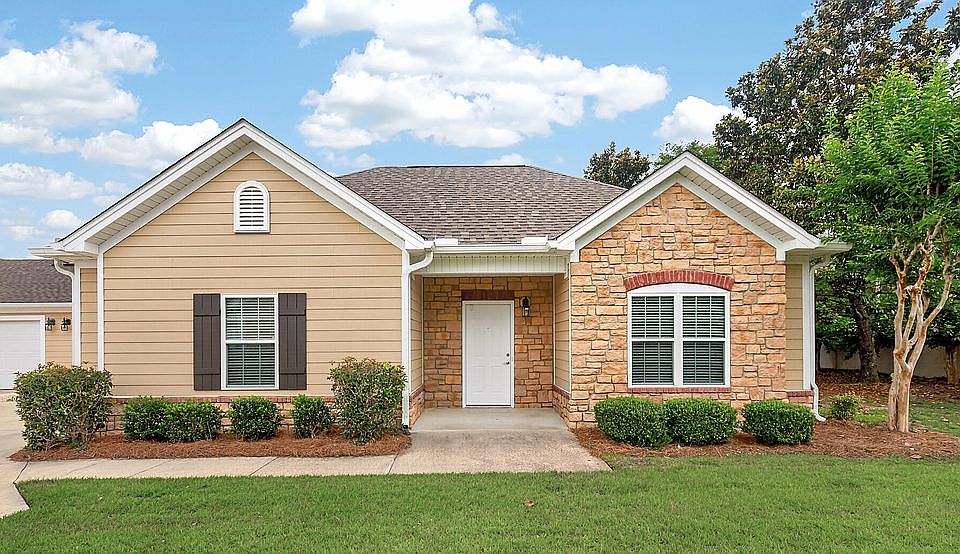 1st image of 306-2 Hidden Creek Cir