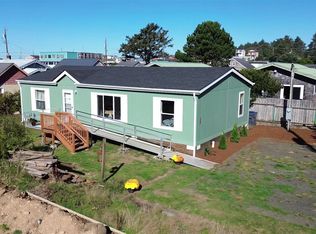 26 S 3rd St, Pacific Beach, WA 98571