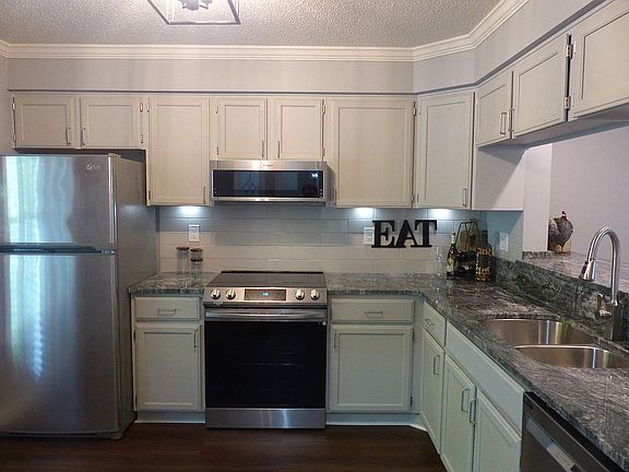 Kitchen is gorgeous!