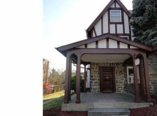 621 Walnut Ln, Philadelphia, PA 19128