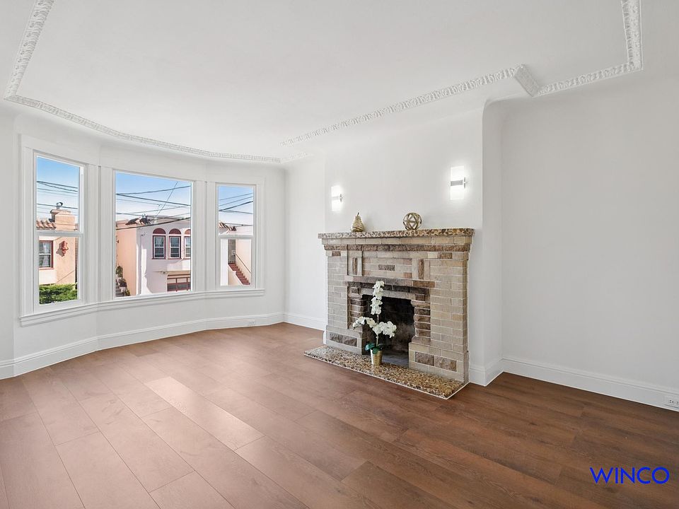 1st image of 177 Lawrence Ave