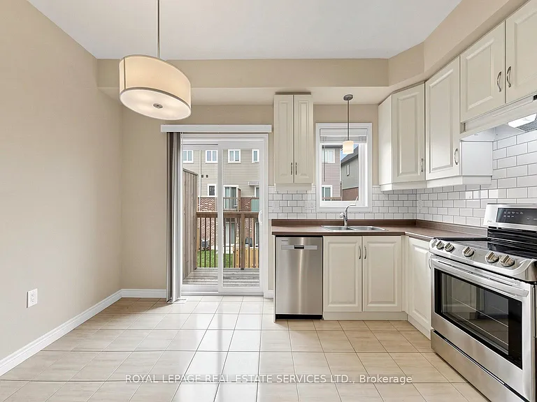 7 Birot Ln — Photo 17