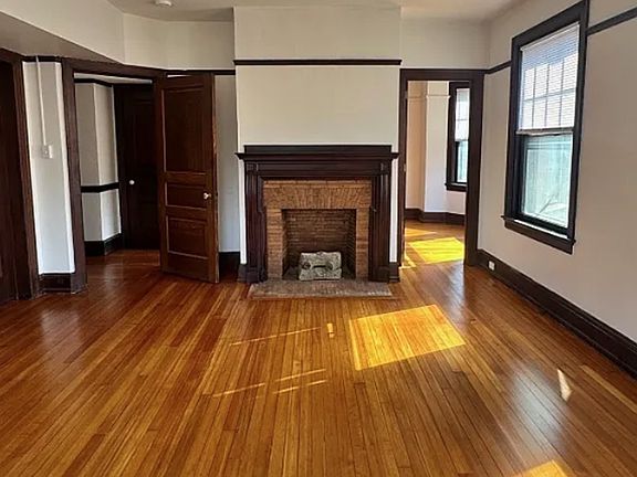 5th image of 203 S George St