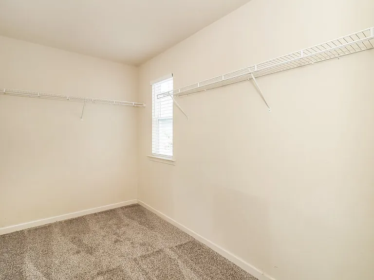 128 Innis Brook Cir — Photo 13
