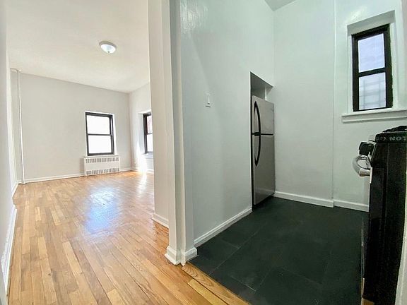 4th image of 369 Ocean Ave #Aa
