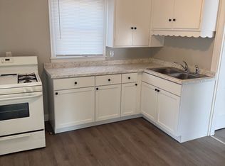 955 24th Ave, Rock Island, IL 61201