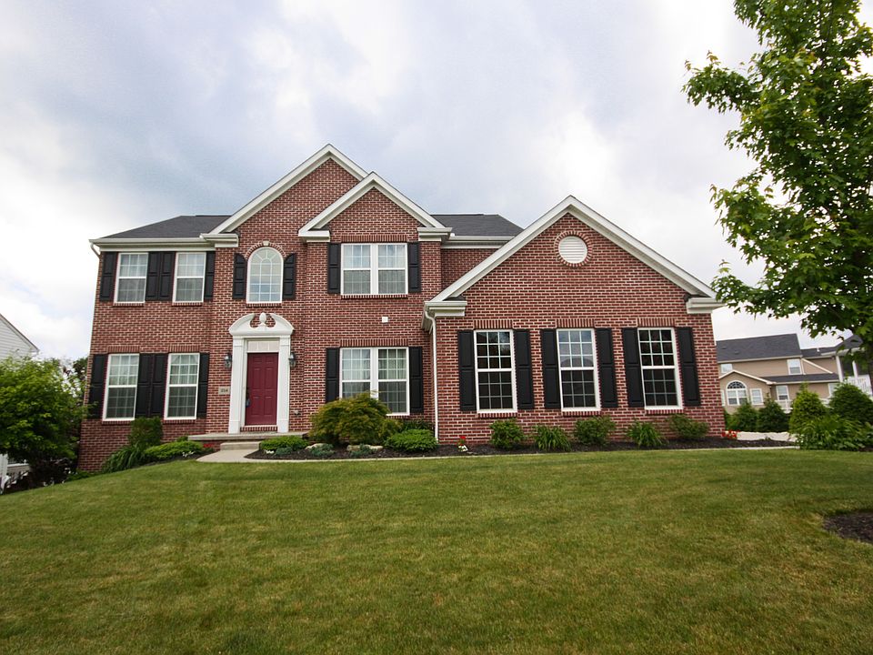 Exterior 214 Windham Lane