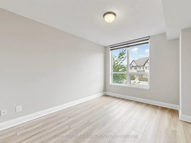 30 N Park Rd #202 — Photo 16