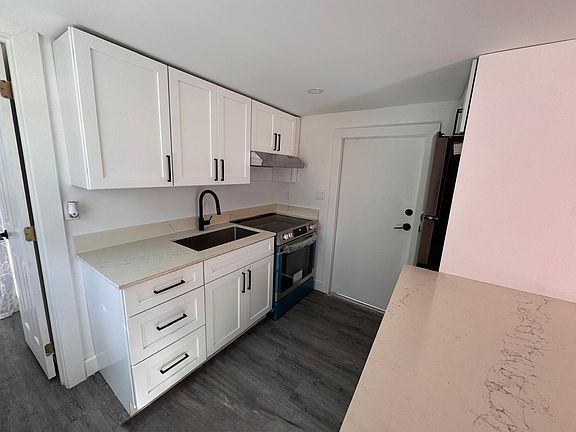 4th image of 357 Hunting Club Avenue