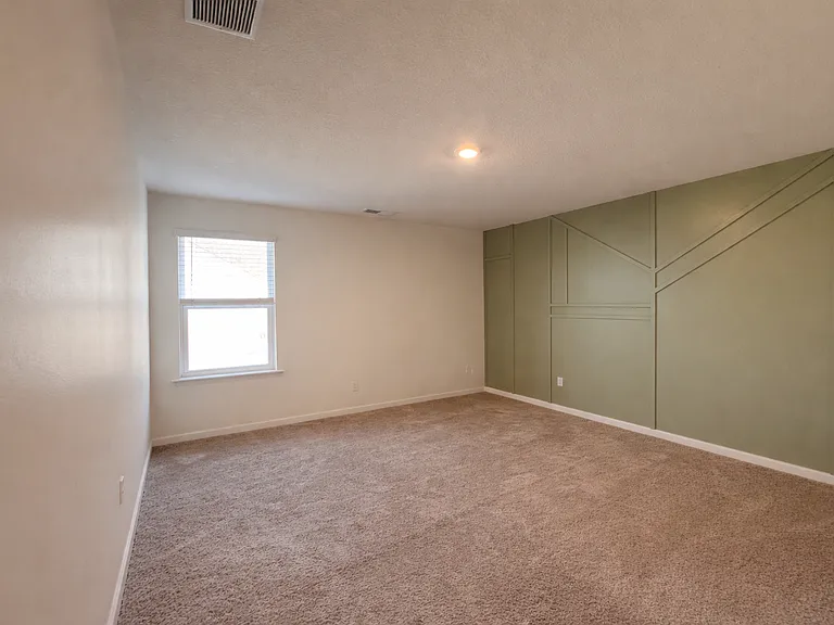 3308 Harmony Ct NE — Photo 9