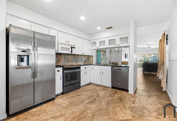3rd image of 7 San Pedro Ct