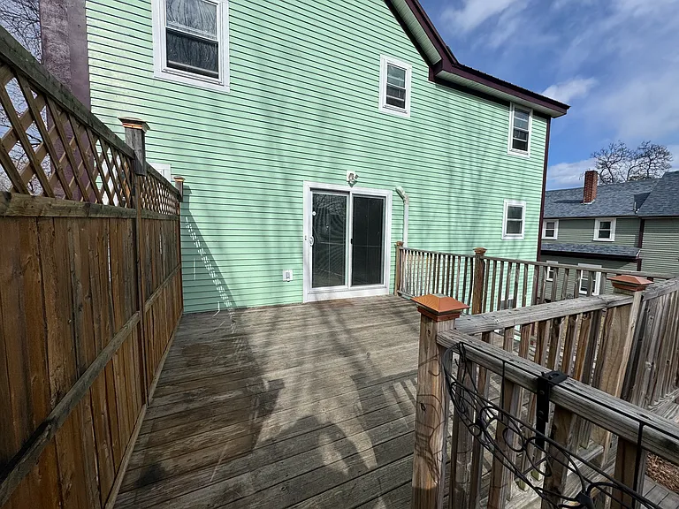 18 Jewett St #B — Photo 13