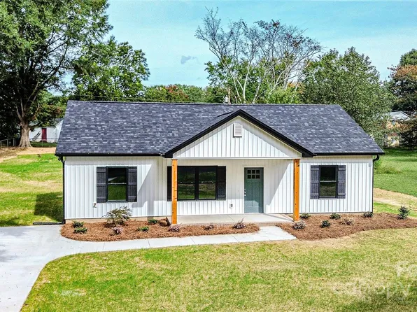 706 McDaniel Rd, Kings Mountain, NC 28086