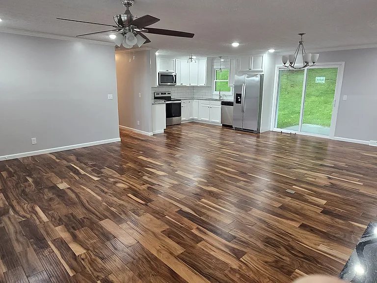 2 Lambeth Ct — Photo 27