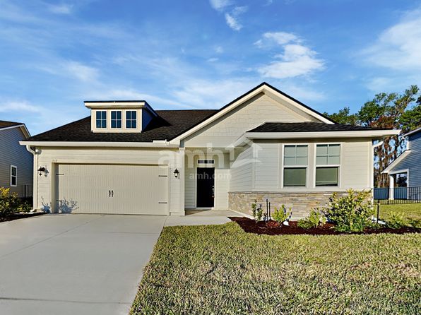 219 Banyan Forest Dr
