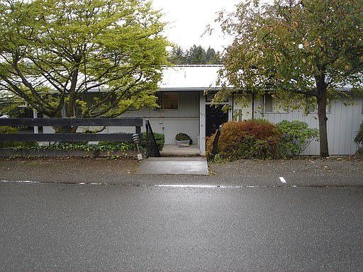 2nd image of 427 84th Ave NE