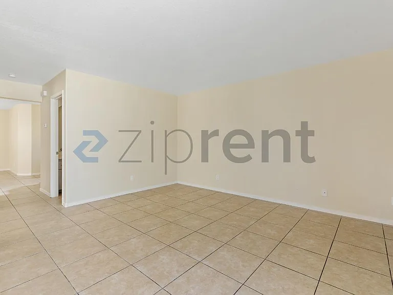 8316 Sky Canyon Ct — Photo 11