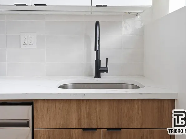 1112 Fulton Street image 6 of 8