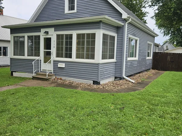 110 Ballard St, West Burlington, IA 52655
