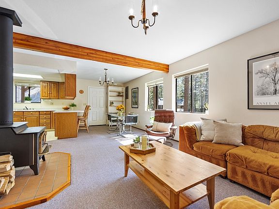 3rd image of 10103 Poma Ln