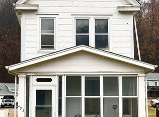 493 Kaufmann Ave, Dubuque, IA 52001